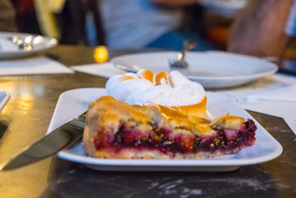 Budapest Food Tours with Taste Hungary: Central Cafe Cakes