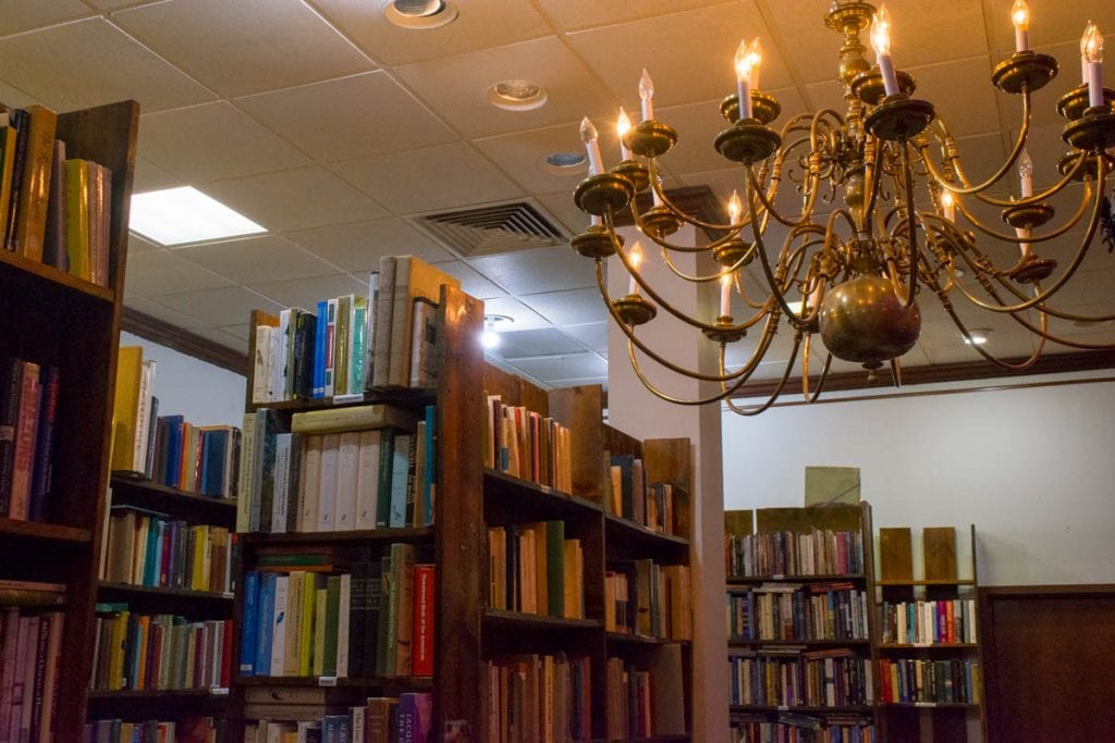 New Orleans Bookstores: Crescent City Books
