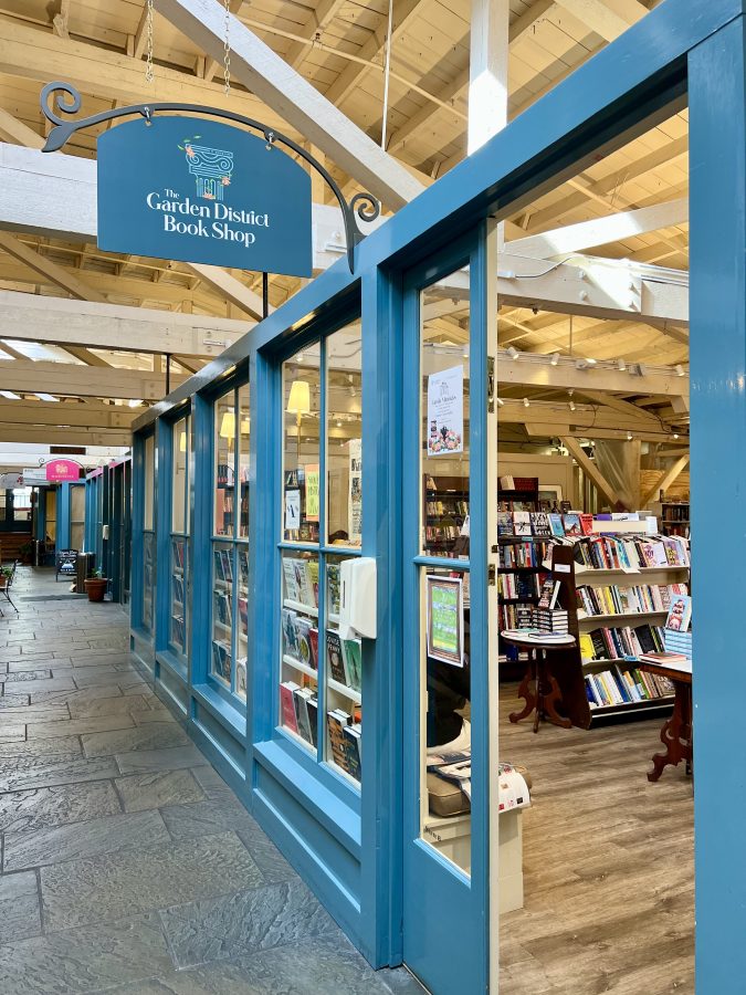 entrance to the garden district bookshop in new orleans
