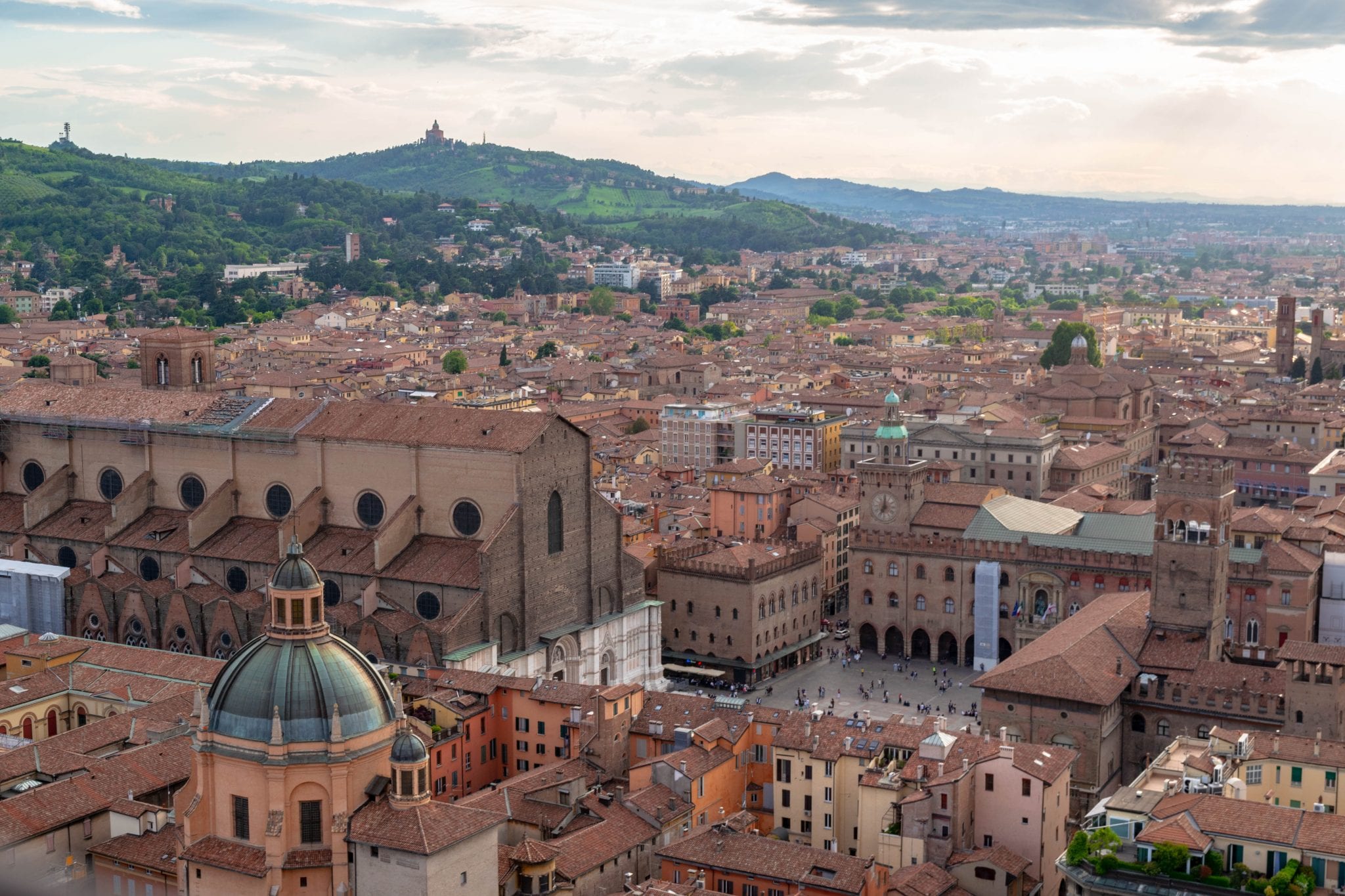 21 Best Things to Do in Bologna (Italy's Foodie City!) - Our Escape Clause, image size:2048x1365