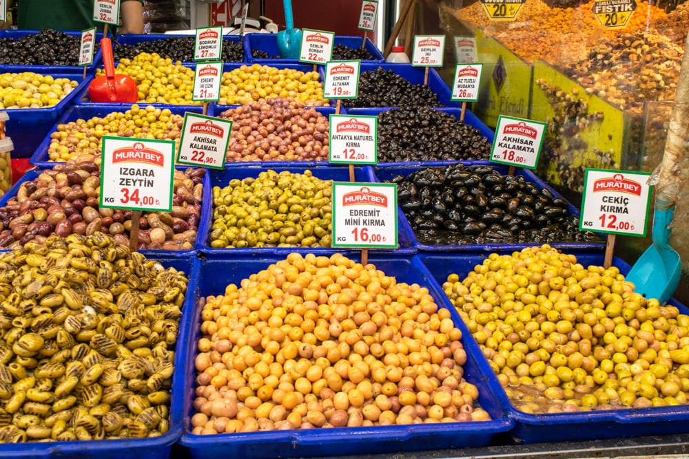 Best Food in Istanbul: Olives