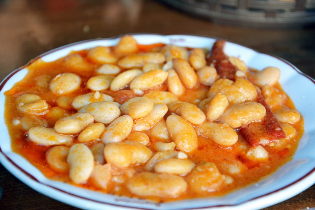 Kuru Fasulye served on a white plate, things to eat in istanbul food