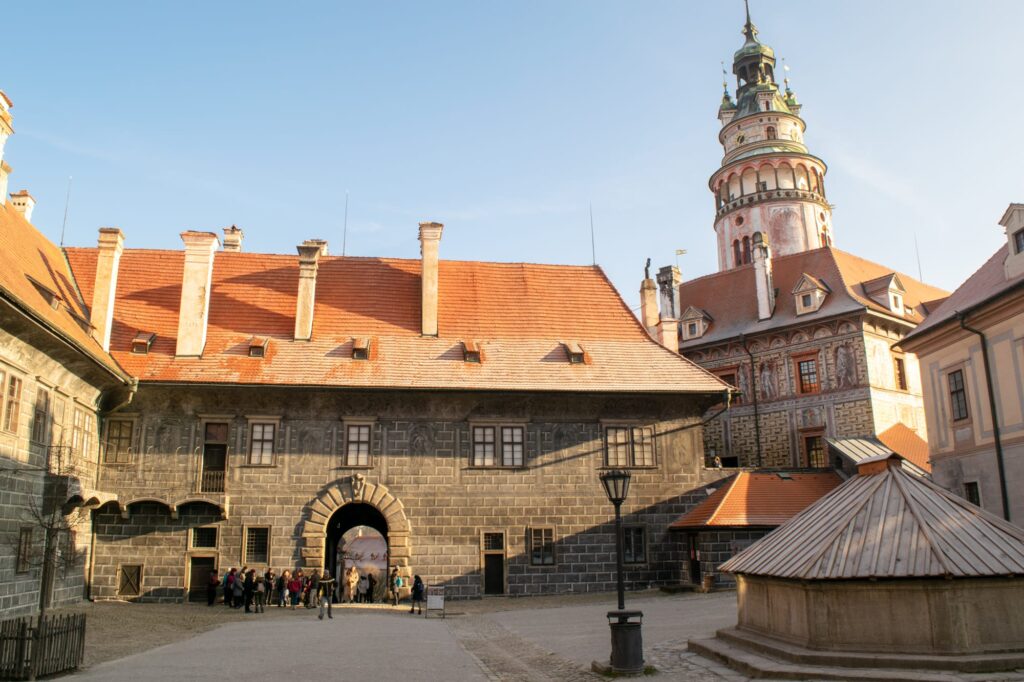 castle tower cesky krumlov winter