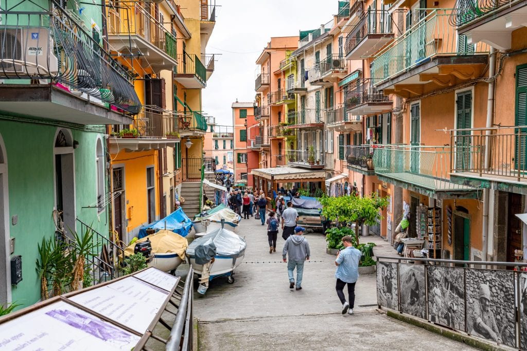 Main street of Manarola, Cinque Terre