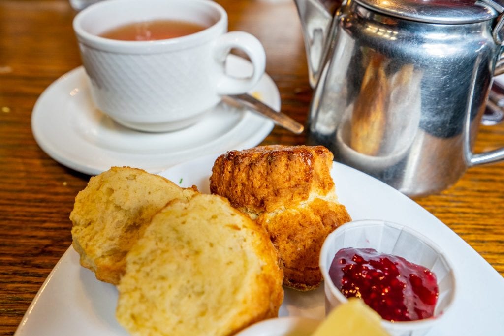 plate of tea and scones served in ireland foods must eat