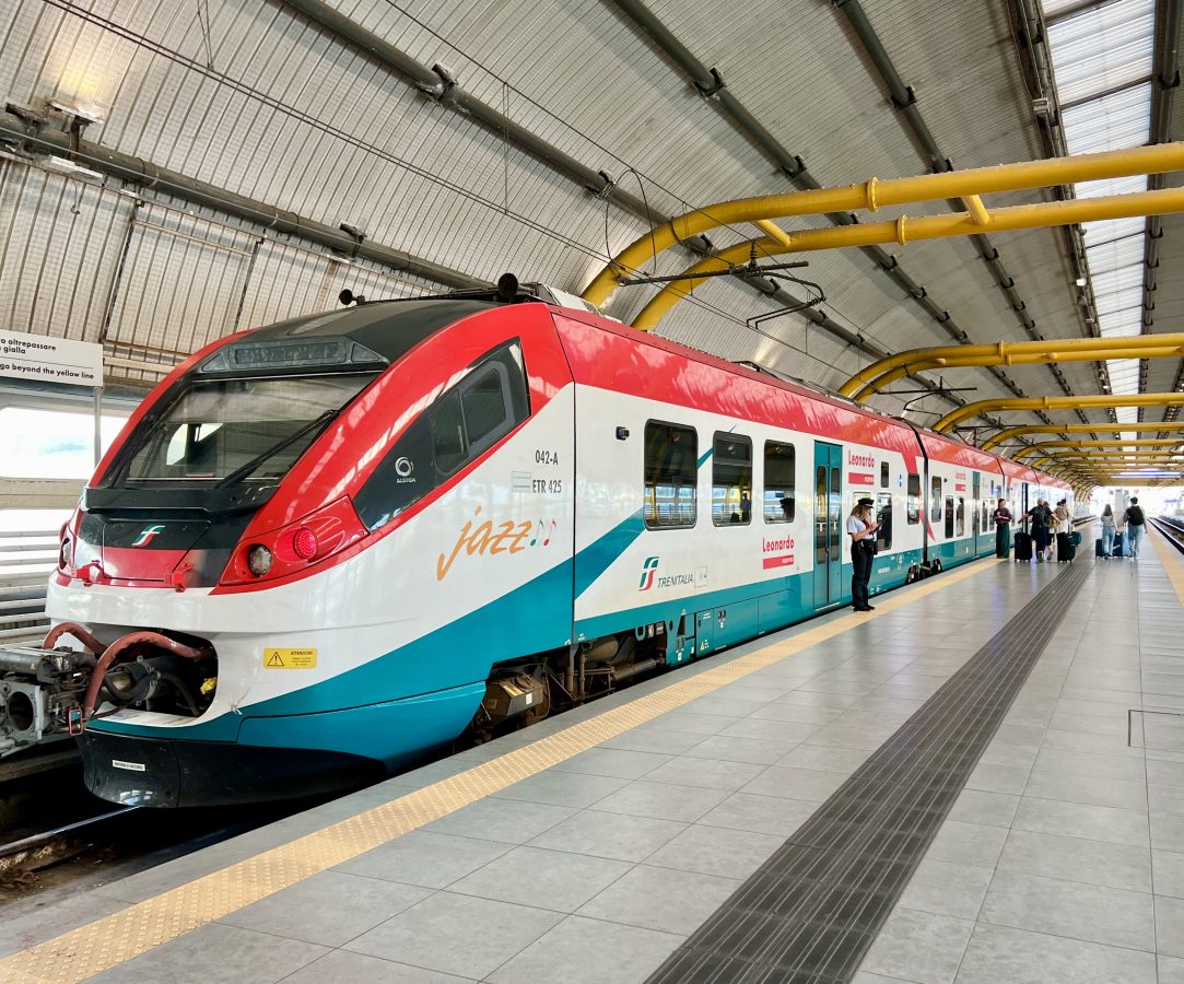 leonardo express in fco airport, the easiest way to get from airport to rome