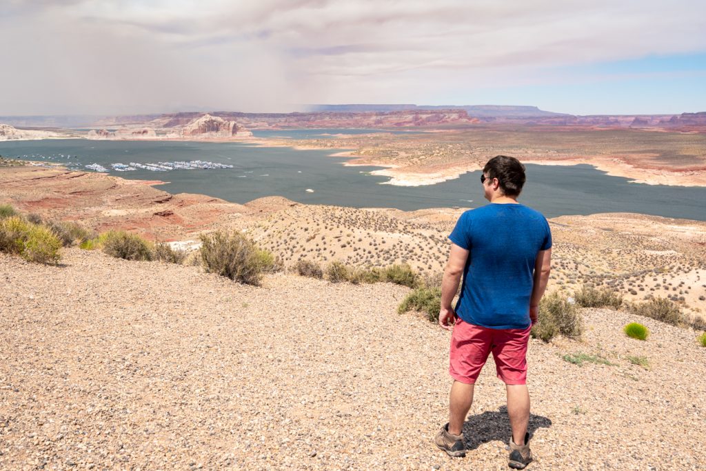 jeremy storm overlooking lake powell, one of the fun things to do in page arizona