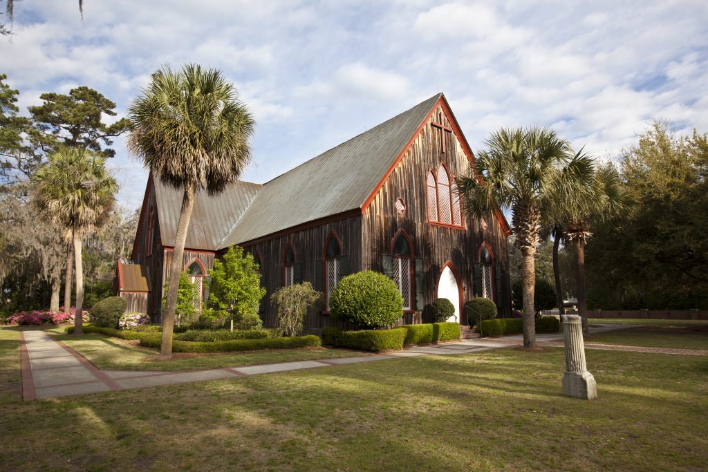 church of the cross in bluffton sc, one of the best savannah day trip ideas