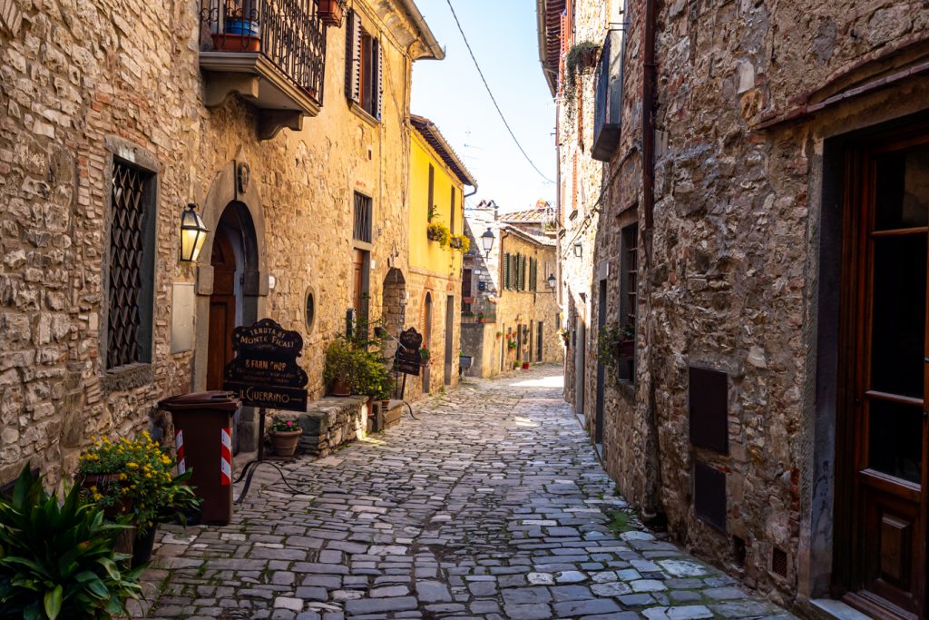 stone streets to wander, one of the best things to do in montefioralle italy