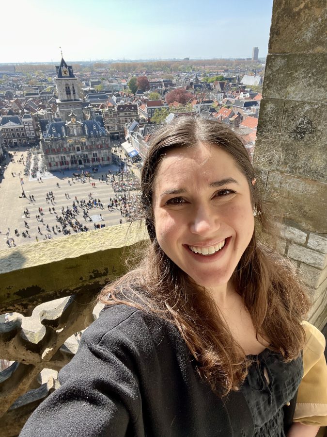 kate storm taking a selfie at the top of Nieuwe Kerk in delft the netherlands